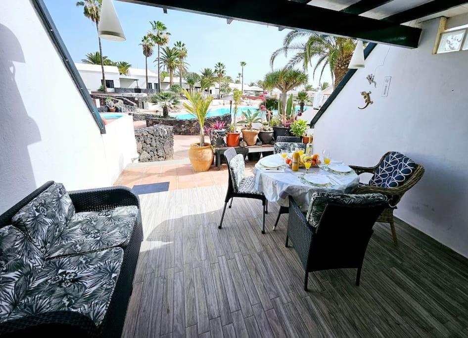 Apartamento Taisa Playa Roca Costa Teguise Zewnętrze zdjęcie