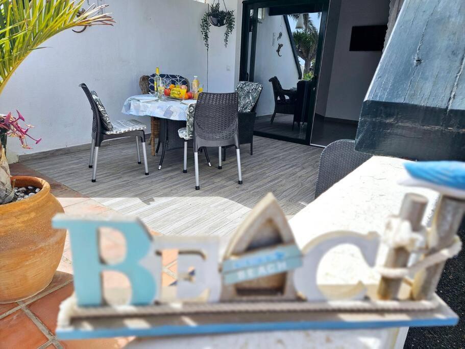 Apartamento Taisa Playa Roca Costa Teguise Zewnętrze zdjęcie